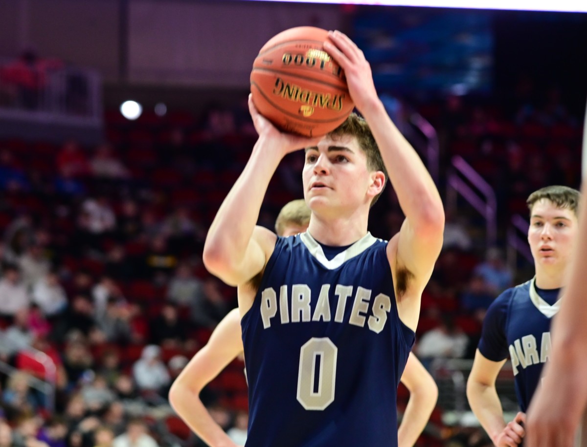 Hudson's Davis scored 19 points in a loss to Western Christian on Friday afternoon. (Photo by Ryan Timmerman)